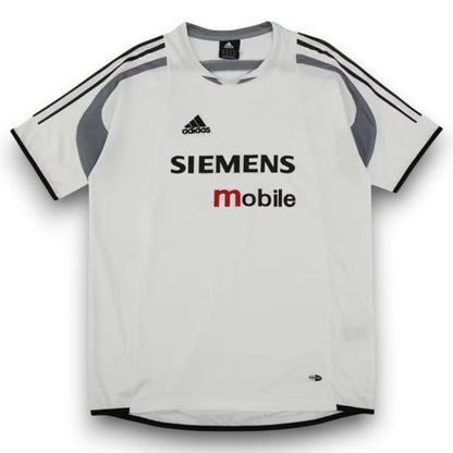 Real Madrid 2004-2005 Home Training Shirt