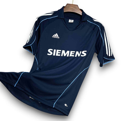 Real Madrid 2005-2006 Away Shirt