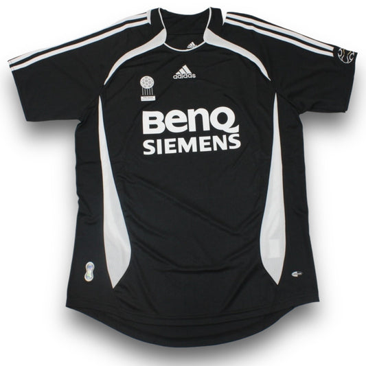Real Madrid 2006-2007 Away Shirt