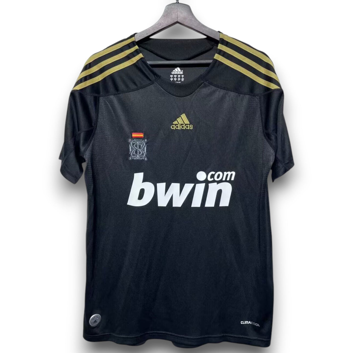 Real Madrid 2009-2010 Away Shirt