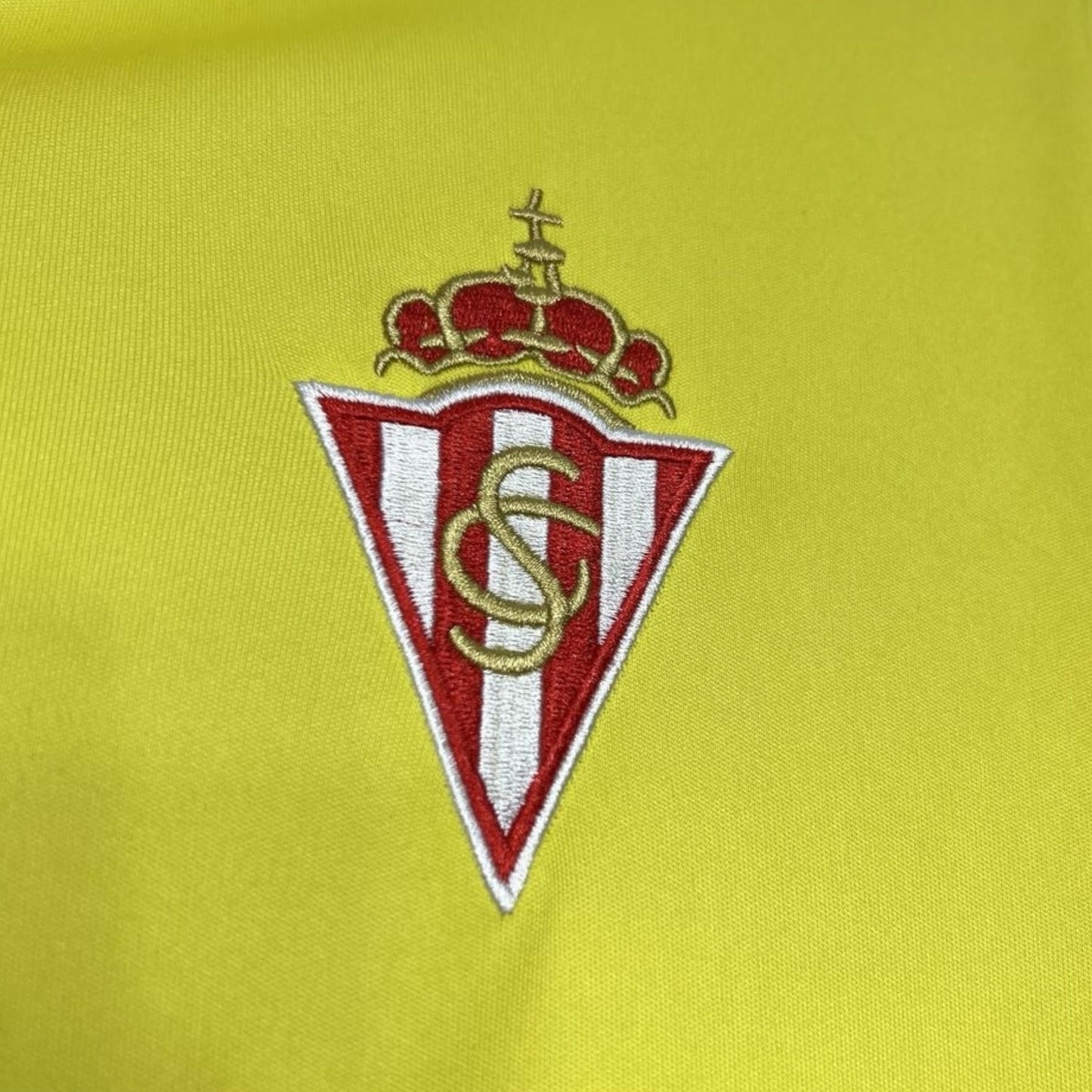 Sporting Gijon 2015-2016 Away Shirt