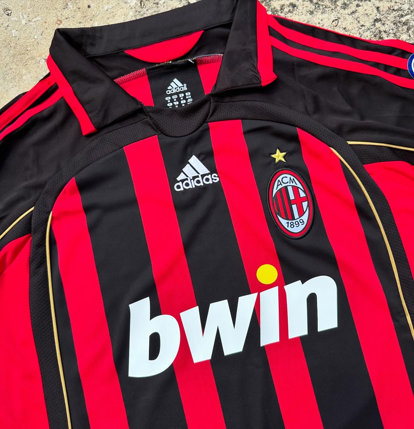 AC MILAN T-shirt rétro 06/07 home